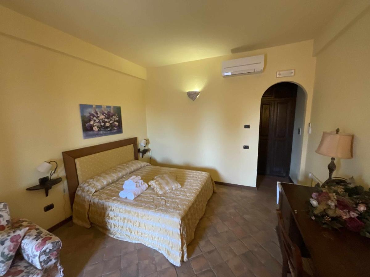 Residenza Collefiorito Aparthotel Todi Room photo