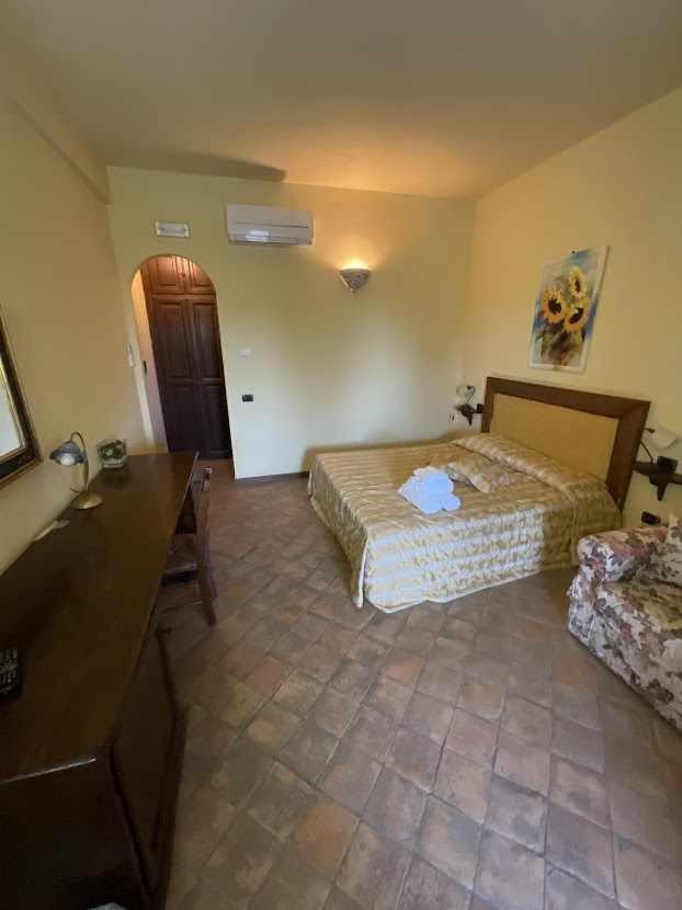 Residenza Collefiorito Aparthotel Todi Room photo